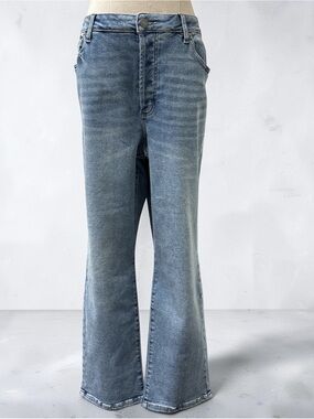 *LIKE NEW* Grace & Lace Light Blue Flare Jeans